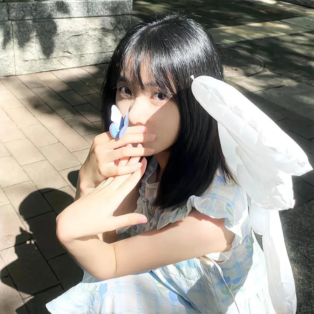 注视我心
